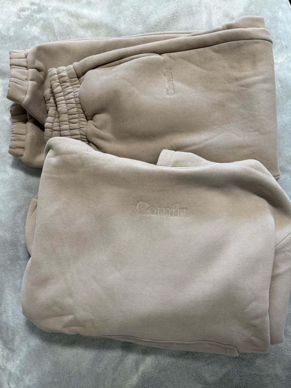 Comfrt Hoodie & Sweatpants set